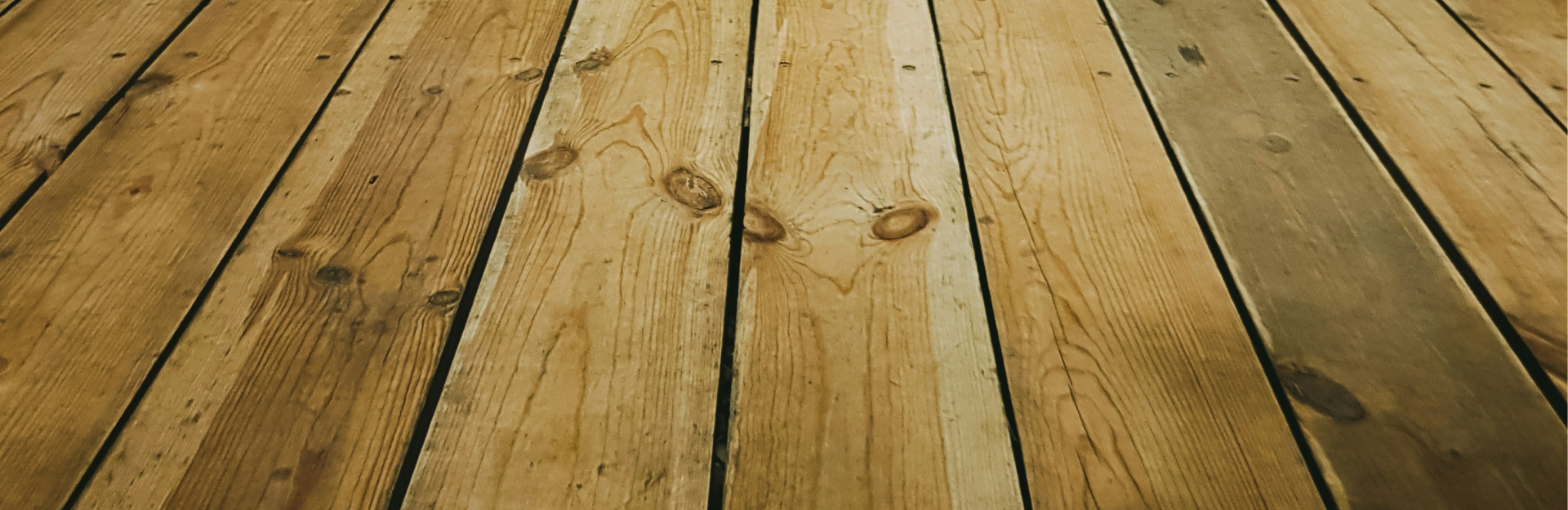 matte wood flooring